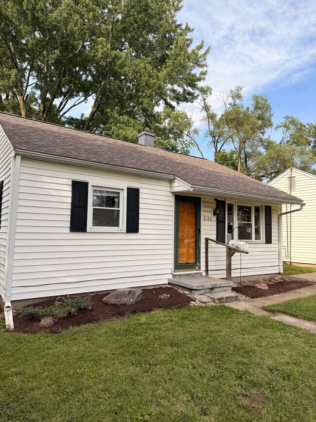Building Photo - 2160 Ulen Ln