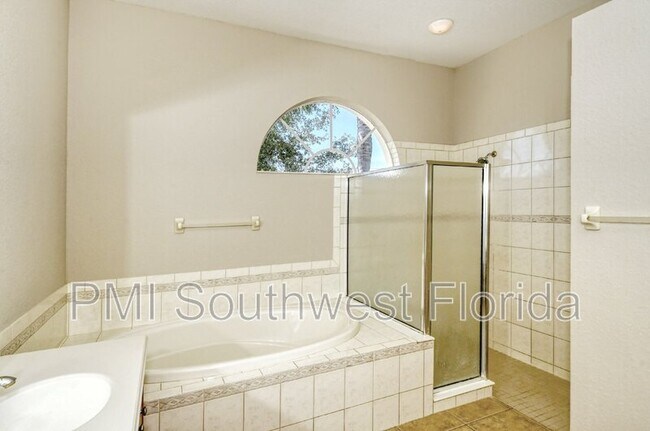 Building Photo - 8234 Barton Farms Blvd