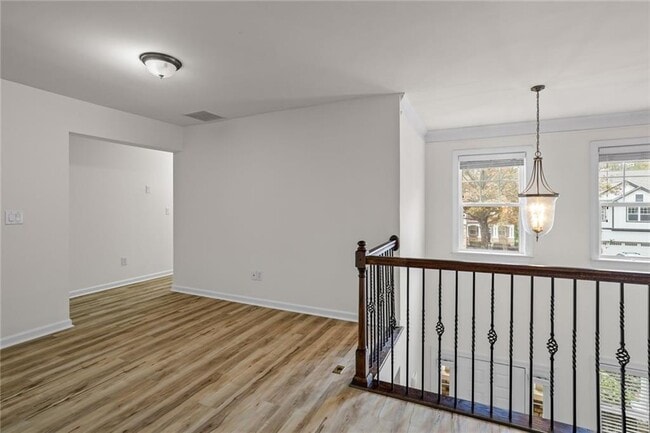 Building Photo - 3910 Dalwood Dr