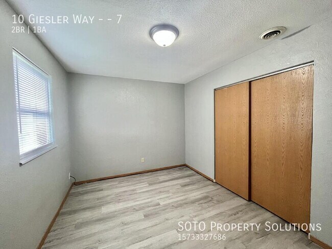 Building Photo - 10 Giesler Way