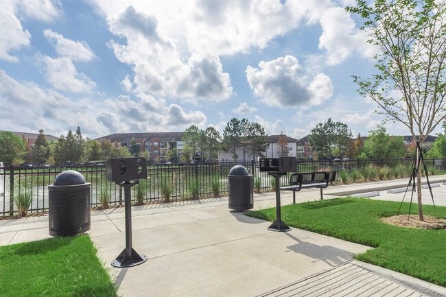 Building Photo - 11777 Nicholson Dr