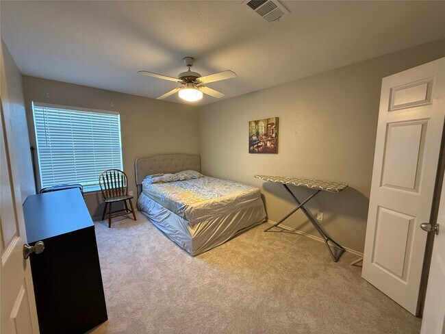 Building Photo - 4807 Eagle Trail Dr