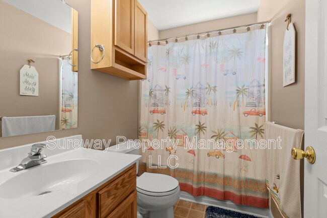 Building Photo - 204 Spruce Trail