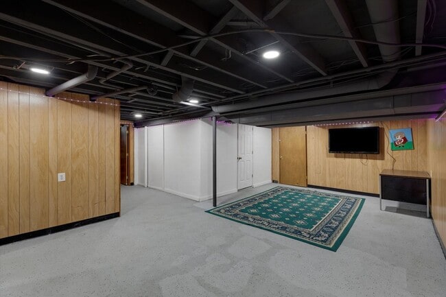 Building Photo - 37400 Hacker Dr