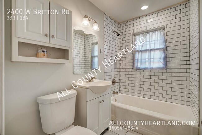 Building Photo - 2400 W Britton Rd