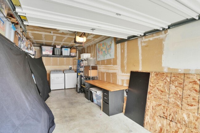 Building Photo - 1818 Diamond St