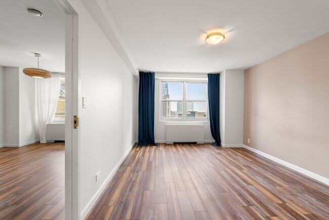 Building Photo - 151 Tremont St