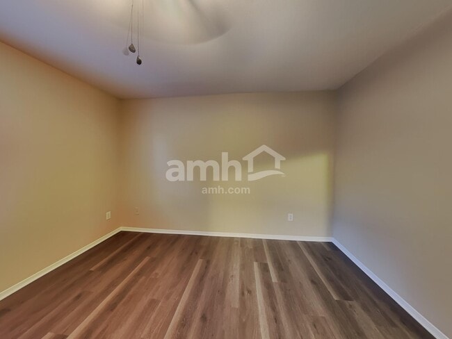 Building Photo - 1717 Cabarrus Crossing Dr