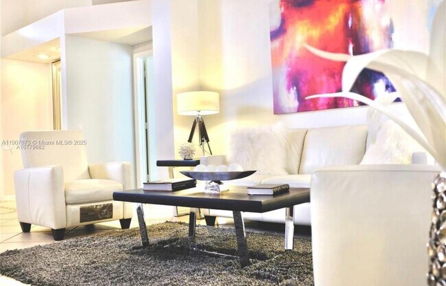 Building Photo - 3341 Overlook Rd