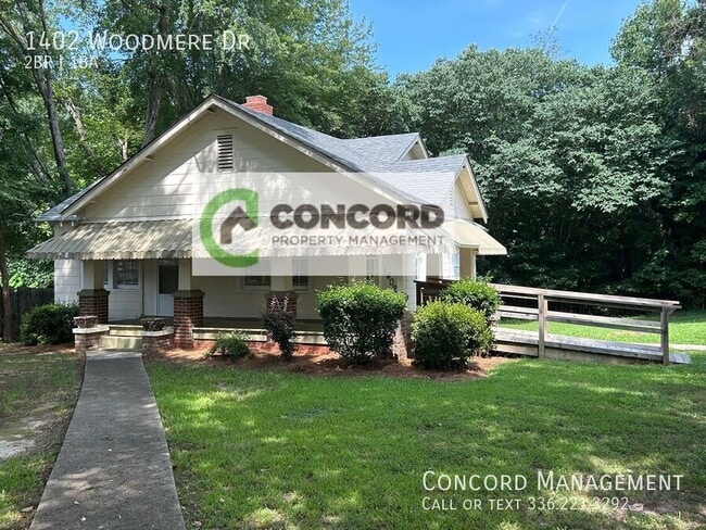 Primary Photo - 1402 Woodmere Dr