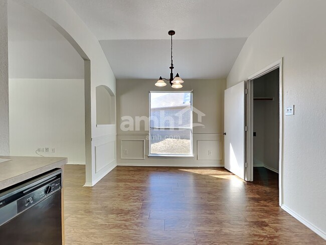 Building Photo - 1308 Pepperfield Ct