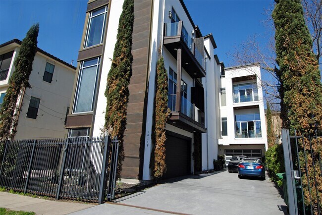 Building Photo - 4118 Floyd St