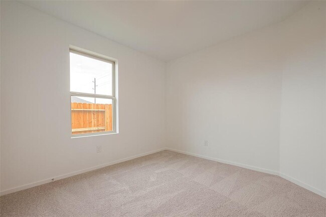 Building Photo - 3106 Elm Br Dr