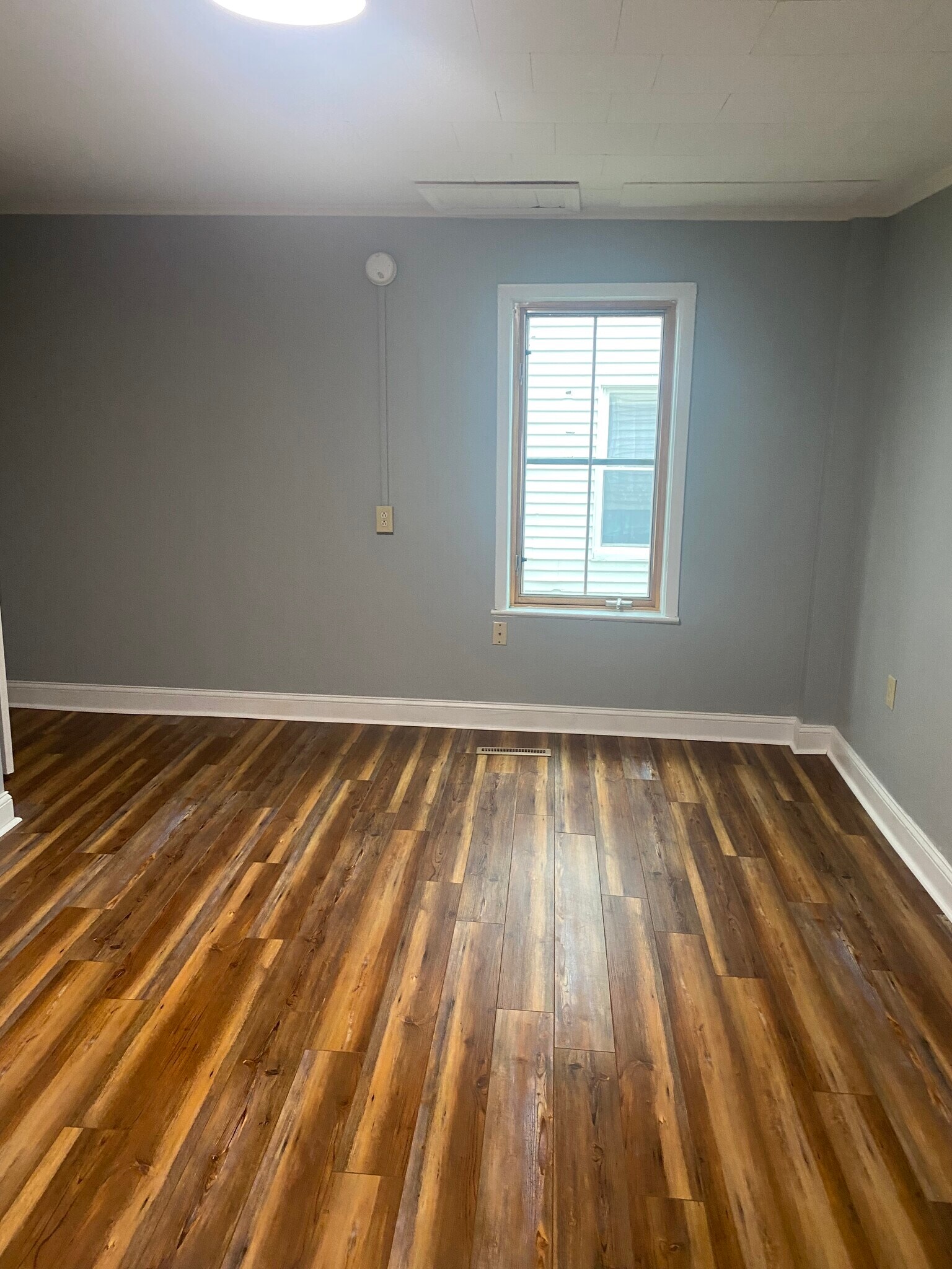 bed 2 - 49 Chase St