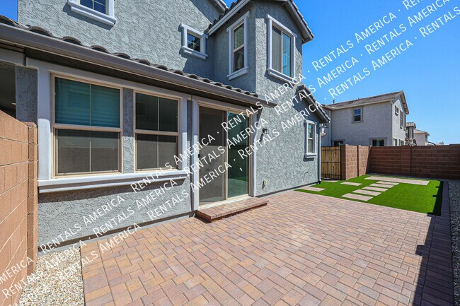 Building Photo - 14243 W Hackamore Dr.