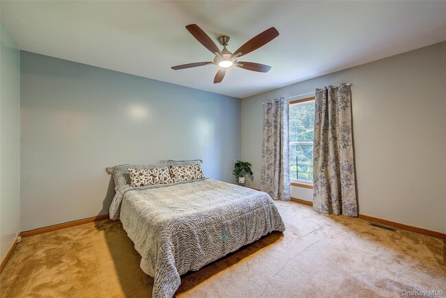 Building Photo - 41 Beechwood Ave