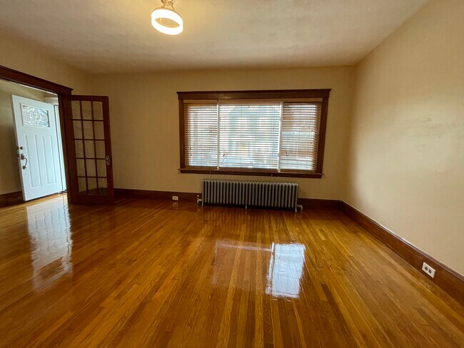 Building Photo - 289 Beech St