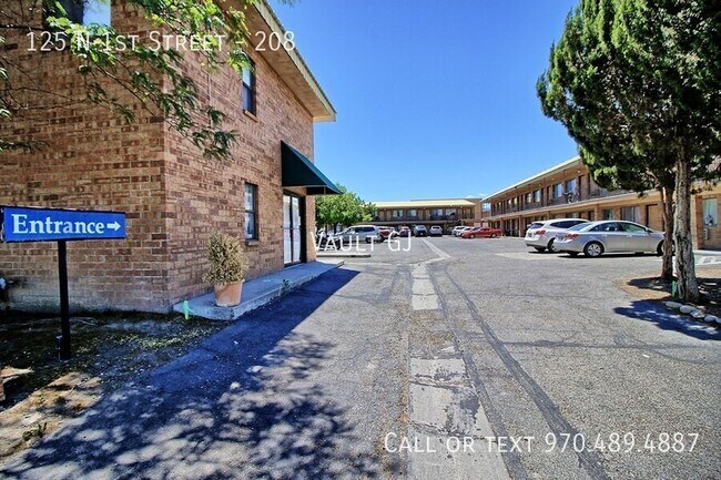 Building Photo - 125 N 1st St