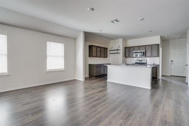 Building Photo - 106 Gallant Fox Ln