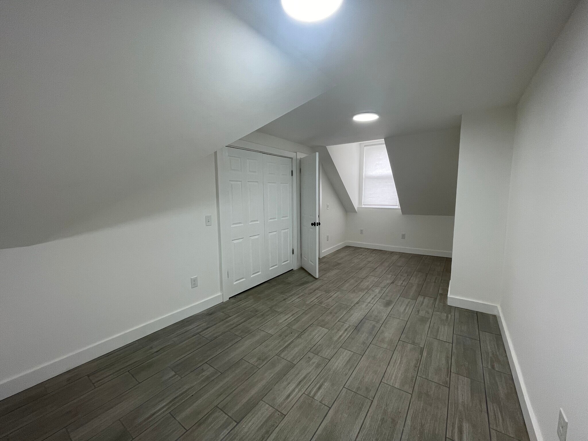 Building Photo - 148 Chilton St
