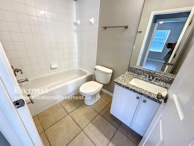 Building Photo - 1564 Deer Tree Ln