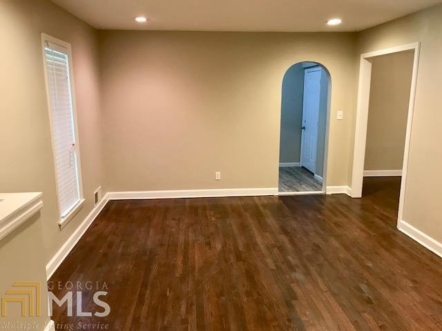 Building Photo - 1960 W Kimberly Rd SW