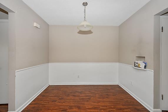 Building Photo - 3913 E Gatewood Ln