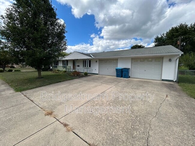 Primary Photo - 7281 Klyemore Dr