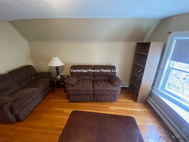 Building Photo - 50 Lowden Ave
