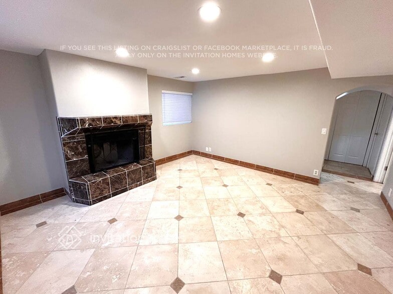 Building Photo - 4980 Shooting Star Ave