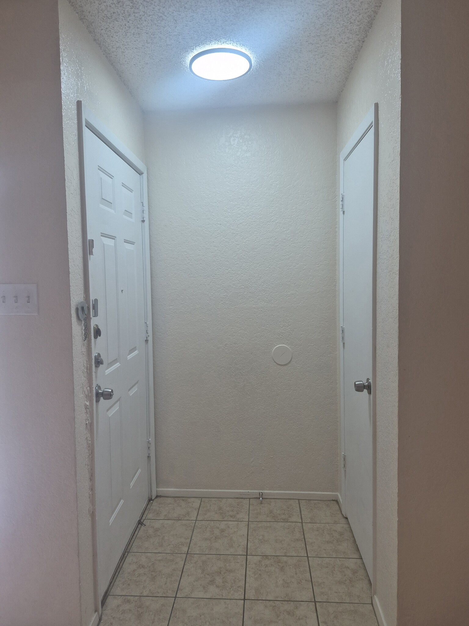 Building Photo - 3712 Hulen Park Cir