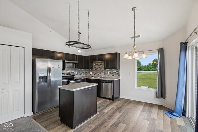 Building Photo - 12035 Zircon Ln