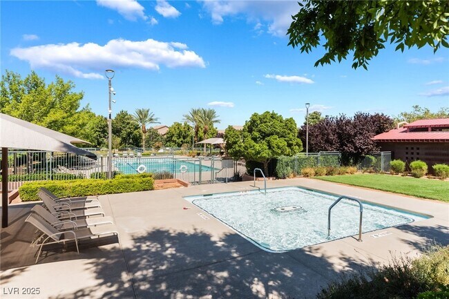 Building Photo - 11375 Ogden Mills Dr