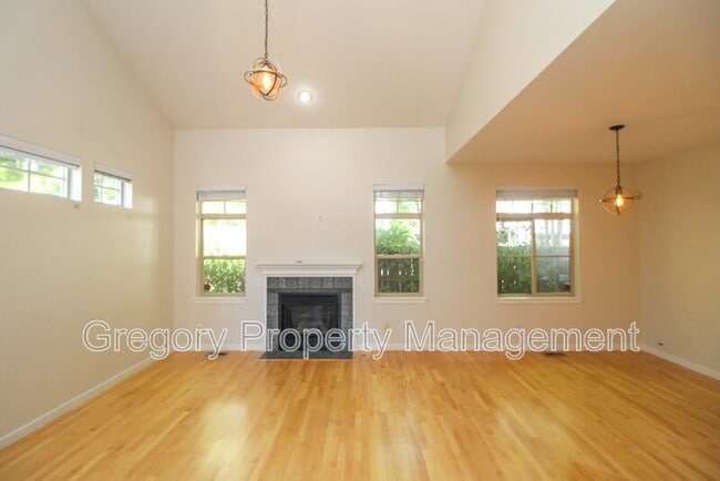Building Photo - 15720 NE 95th Way