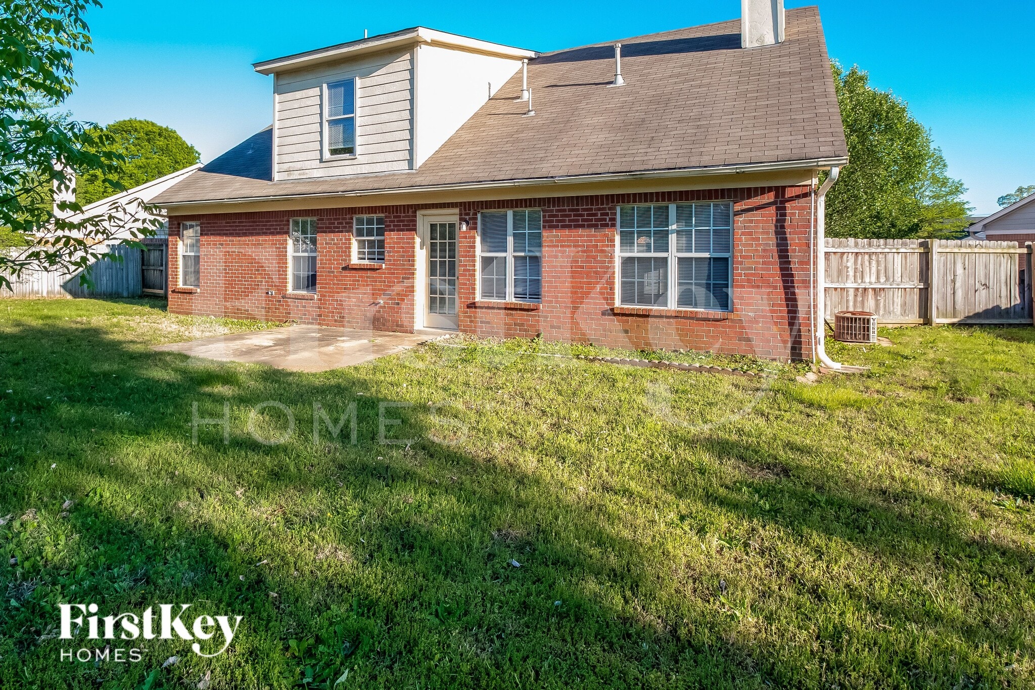 Building Photo - 7435 Bridle Cove
