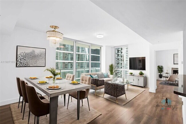 Building Photo - 300 S Biscayne Blvd