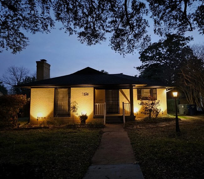 1326 McAdams Avenue, Nigh View - 1326 McAdams Ave
