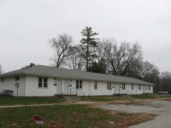 Primary Photo - 402-412 E Jefferson St