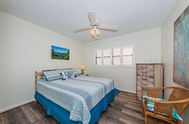 Building Photo - 6291 Bahia Del Mar Cir N