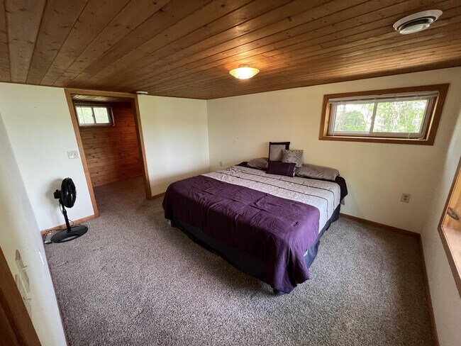 Building Photo - 29366 Pine Ridge Rd