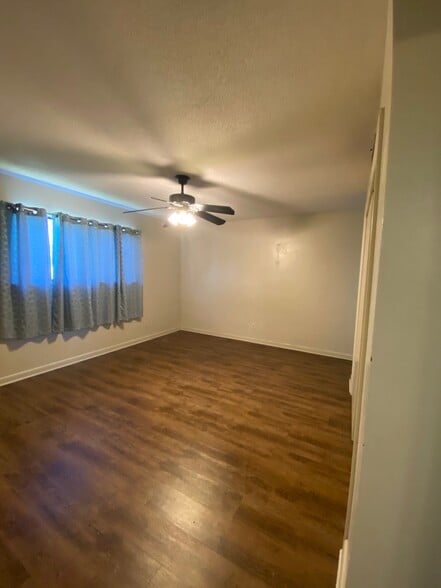Building Photo - 3755 Scenic Highway 98