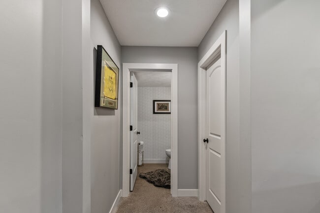 Building Photo - 4606 S 184th Plaza