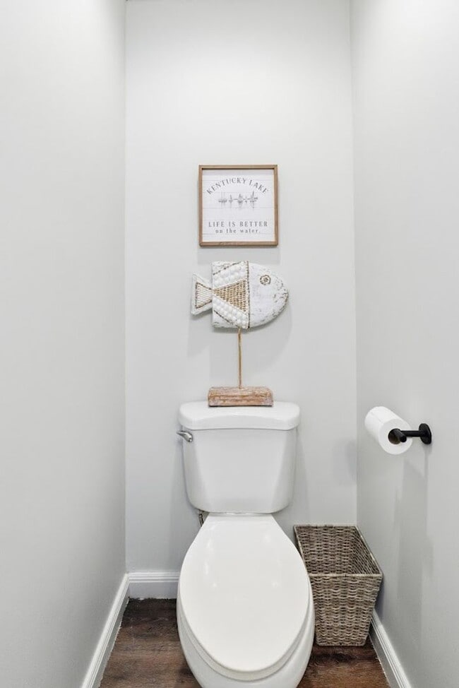 Building Photo - Furnished Home on KY Lake