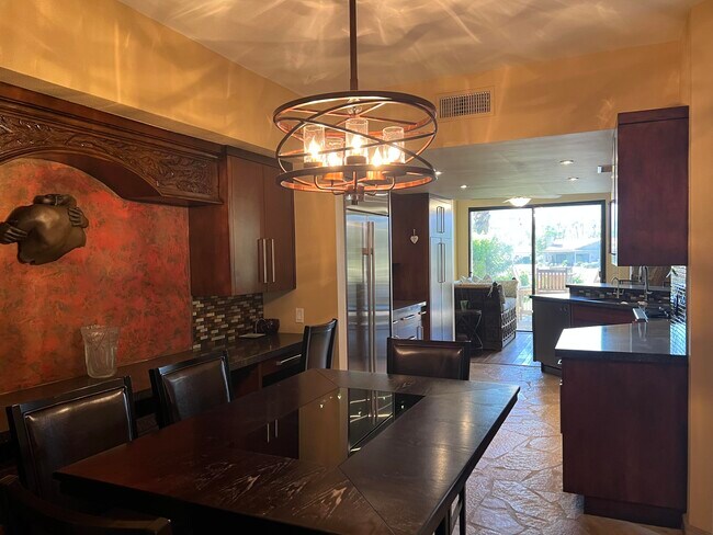 Building Photo - 38145 Crocus Ln