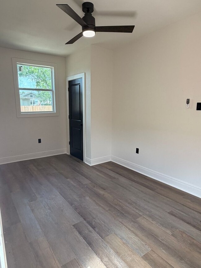 Building Photo - 4210 Alfred St