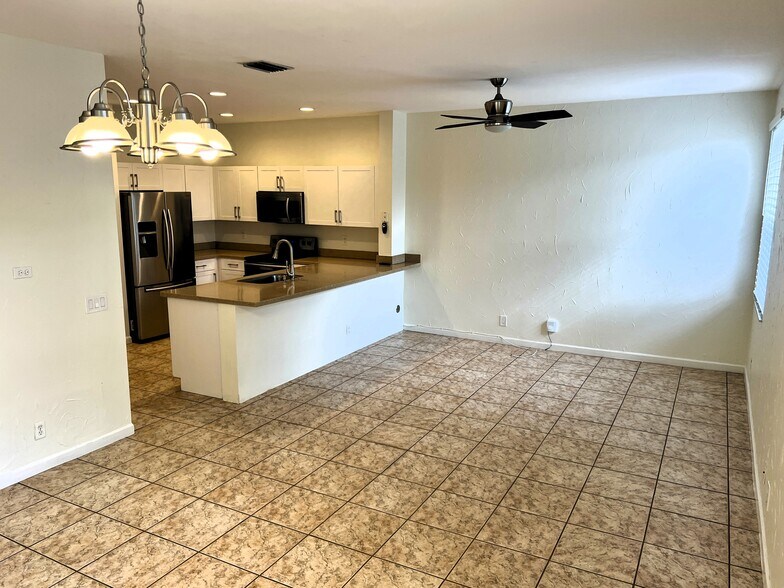 Building Photo - 1113 Tupelo Way