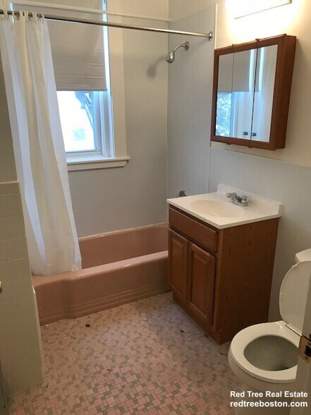 Building Photo - 33 Lancaster Terrace