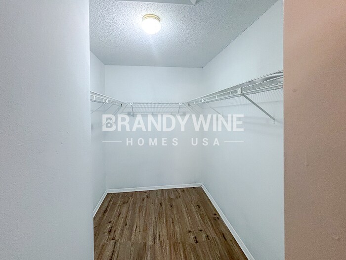 Building Photo - 11206 Fiddlewood Dr