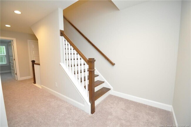 Building Photo - 311 Old Grove Ln