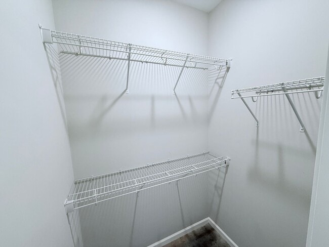 Building Photo - 145 MS-334